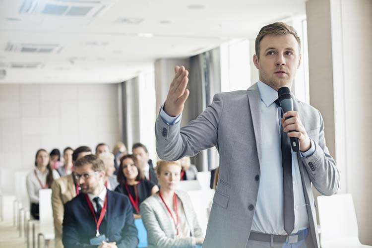 3 Ways to Manage Fear of Public Speaking